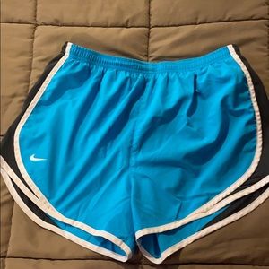 Women’s Nike Tempo Shorts